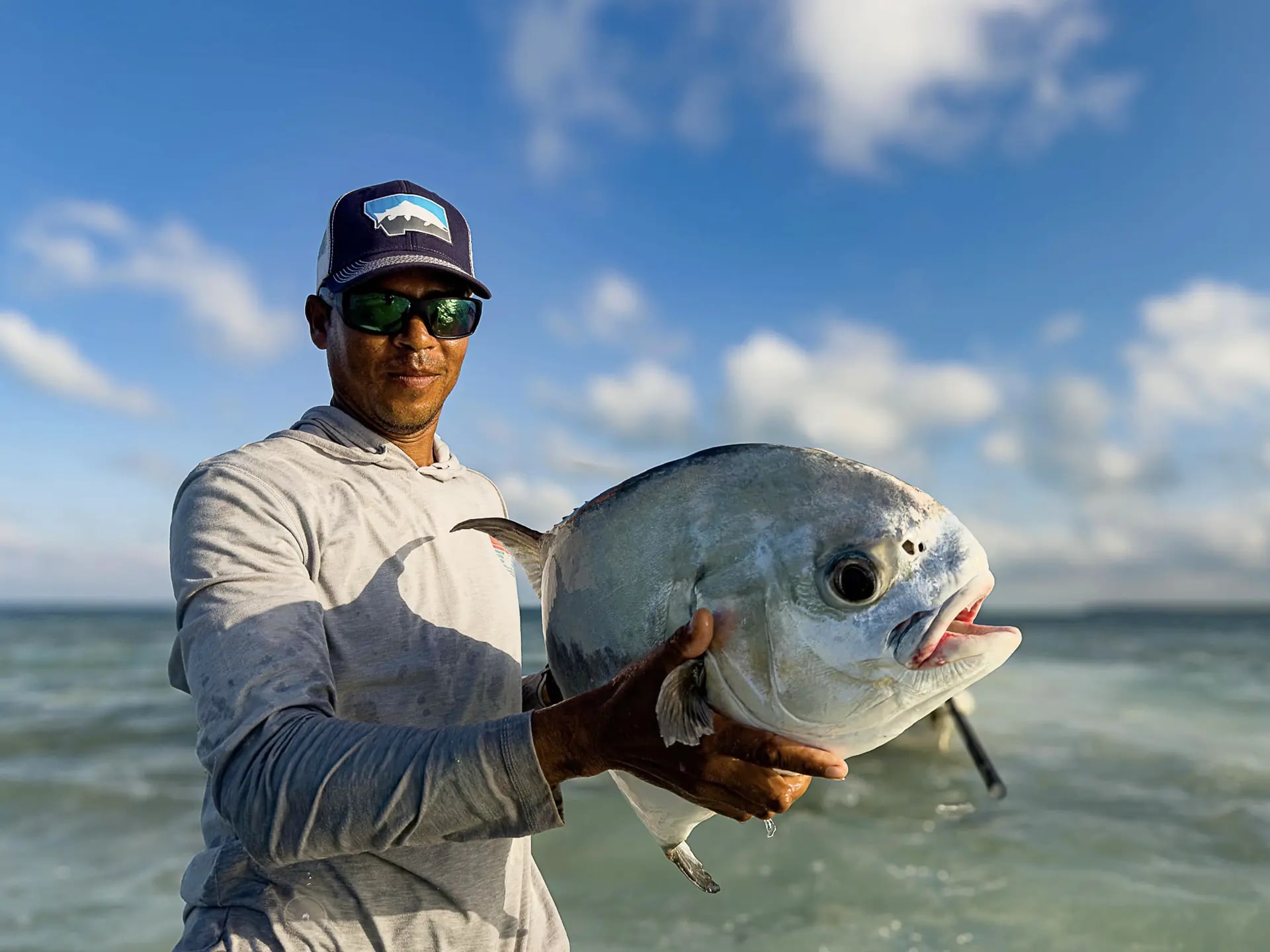 Cayo Cruz - Permit photos1920x1440 - 4_3 format_q75
